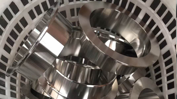 不銹鋼管件如何保養(yǎng)？